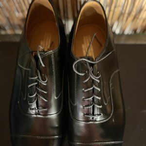 NEW Johnston & Murphy Melton Cap Toe Dress Shoe Size 10.5 Black